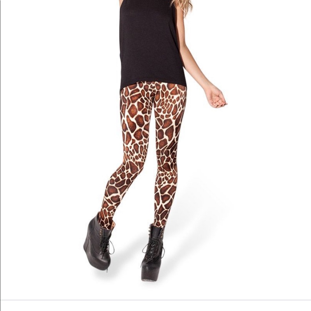 Blackmilk giraffe leggings perfect!